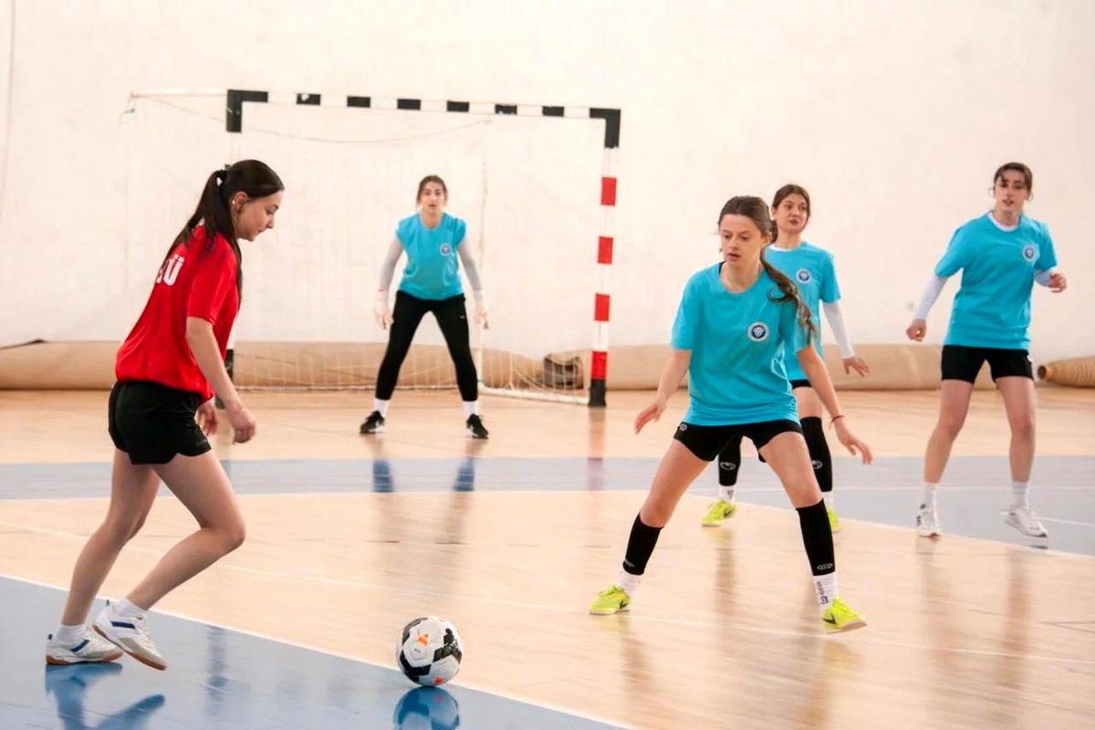 EBYÜ Bahar Şenlikleri Kadın Futsal ile Açıldı