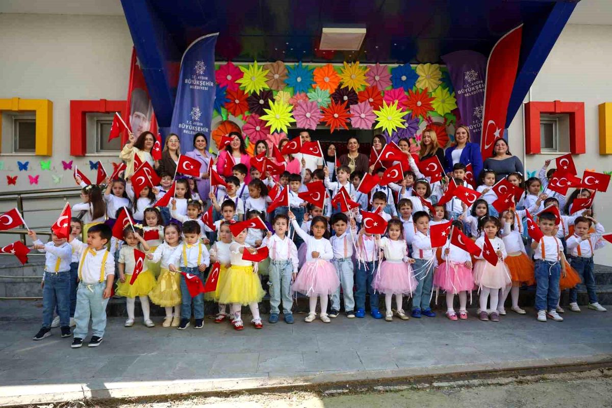 Büyükşehir\'in Çocuk Gelişim Merkezleri\'nde 23 Nisan etkinlikleri düzenlendi