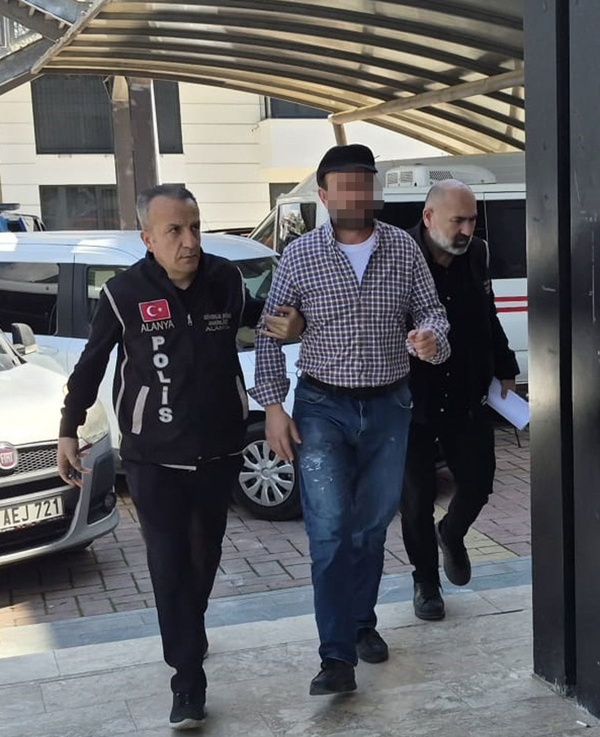 Cumhurbaşkanına Hakaretten Tutuklama