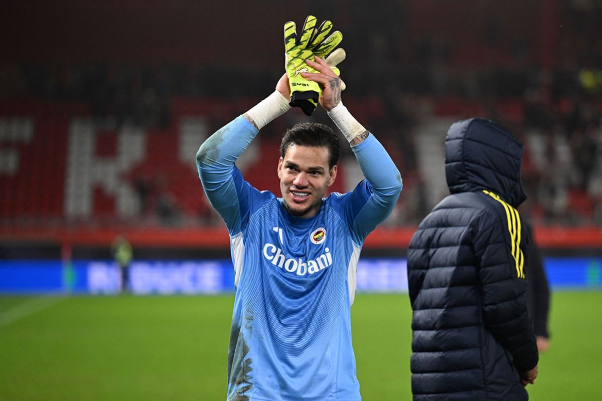 Fenerbahçe\'de Ederson için beklenen açıklama geldi