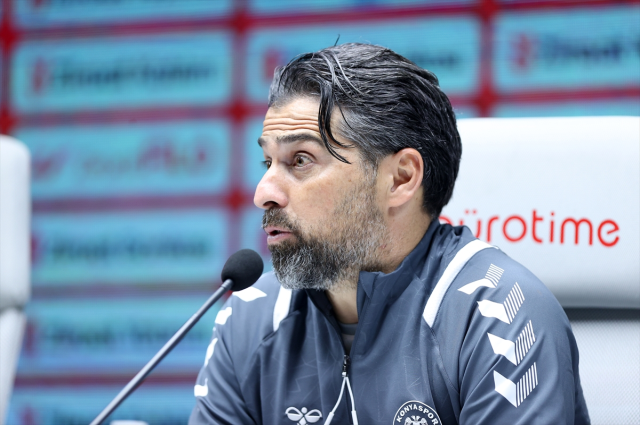 Fenerbahçe'yi eleyen İlhan Palut, gözünü şimdi de sarı-lacivertlilerle ligde oynayacağı maça dikti