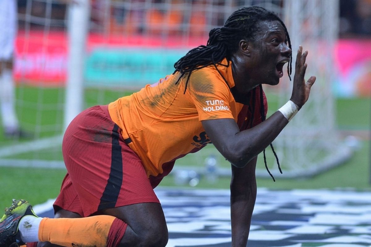 Güne damga vuran iddia: Gomis Galatasaray\'a geri dönüyor