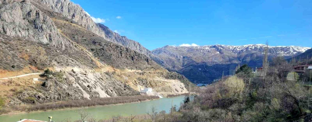 Köylüler Asfalt Yol Talep Ediyor