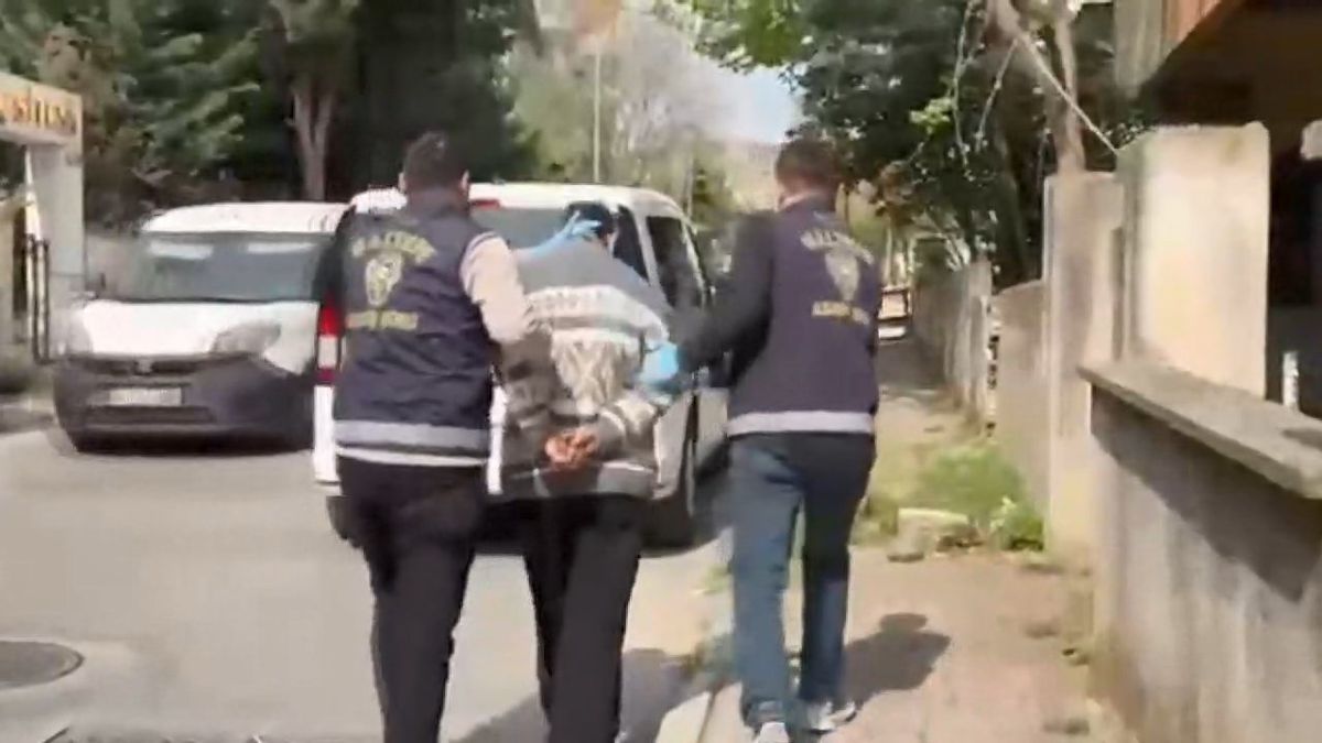 Maltepe\'de Uyuşturucu Operasyonu: 4 Gözaltı