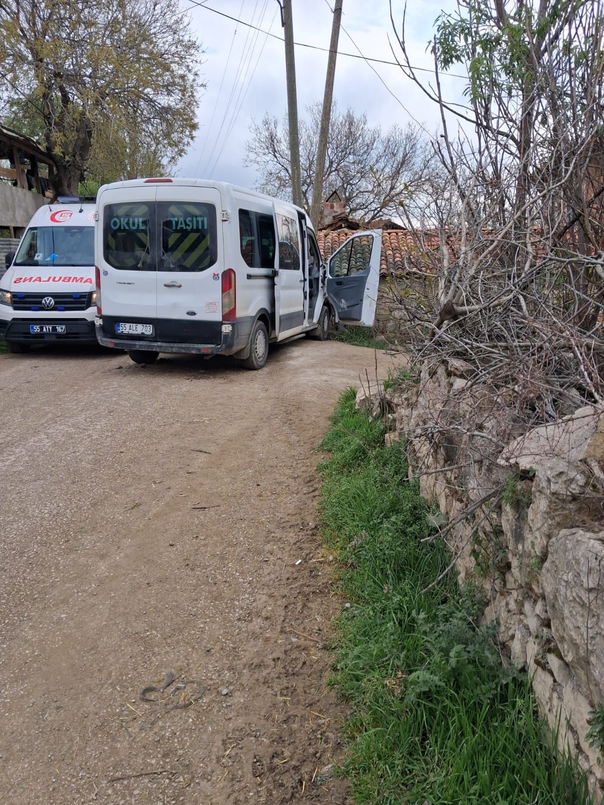 Okul Servisi Kazası: 12 Yaralı