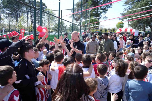 Samsunspor'dan 23 Nisan Kutlaması