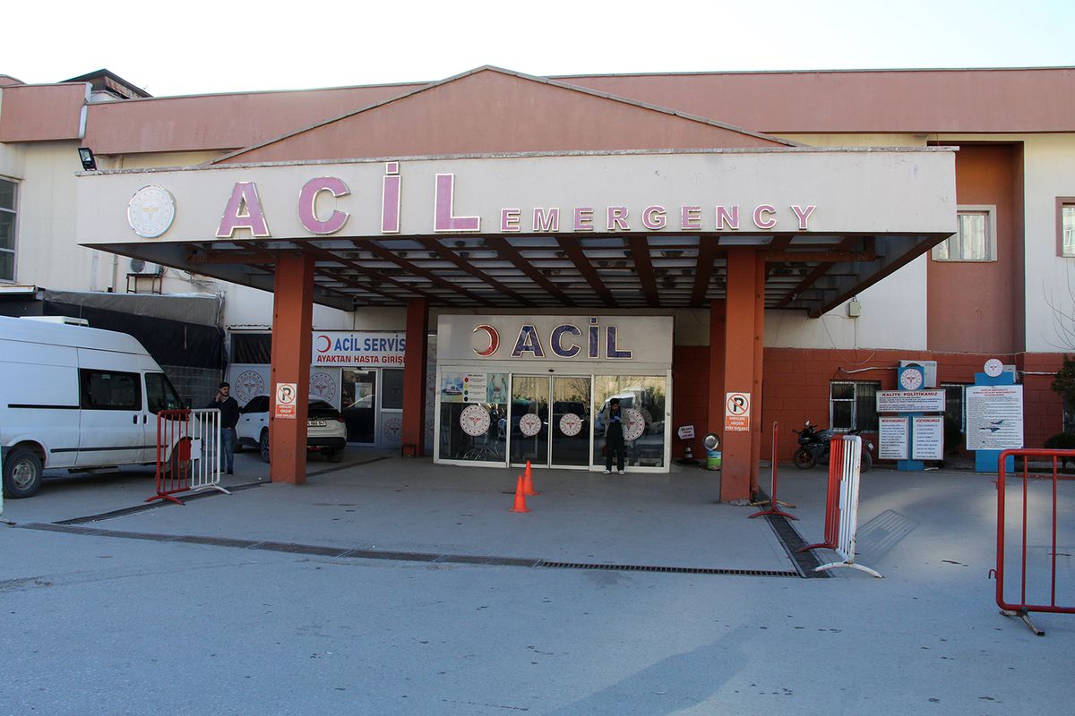 Şırnak\'ta arazi anlaşmazlığı nedeniyle çıkan kavgada 30 kişi yaralandı