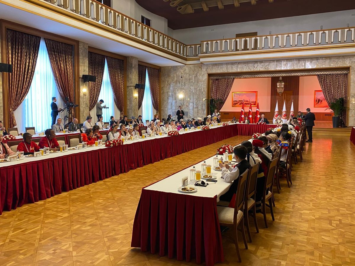 Dünya Çocuklarına TBMM\'de Kabul