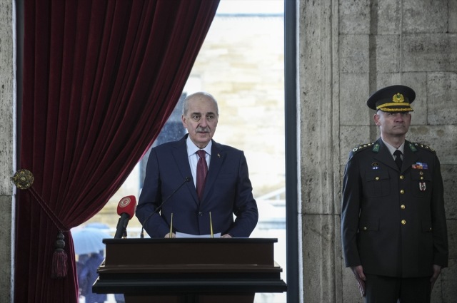 106 yıllık gurur! Devlet erkanı Anıtkabir'i ziyaret etti