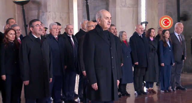 106 yıllık gurur! Devlet erkanı Anıtkabir'i ziyaret etti