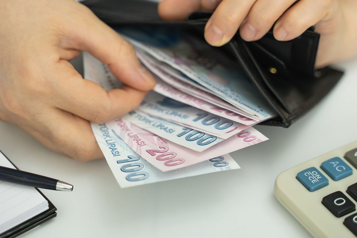 Akaryakıta sürpriz indirim! Haftalar sonra psikolojik sınırın altına indi