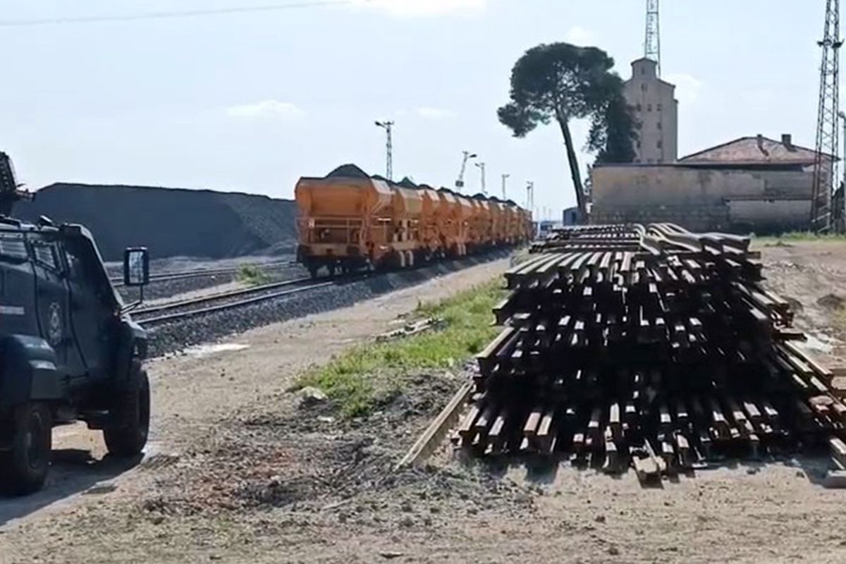 Akçakale\'de mayına basan kadın ağır yaralandı