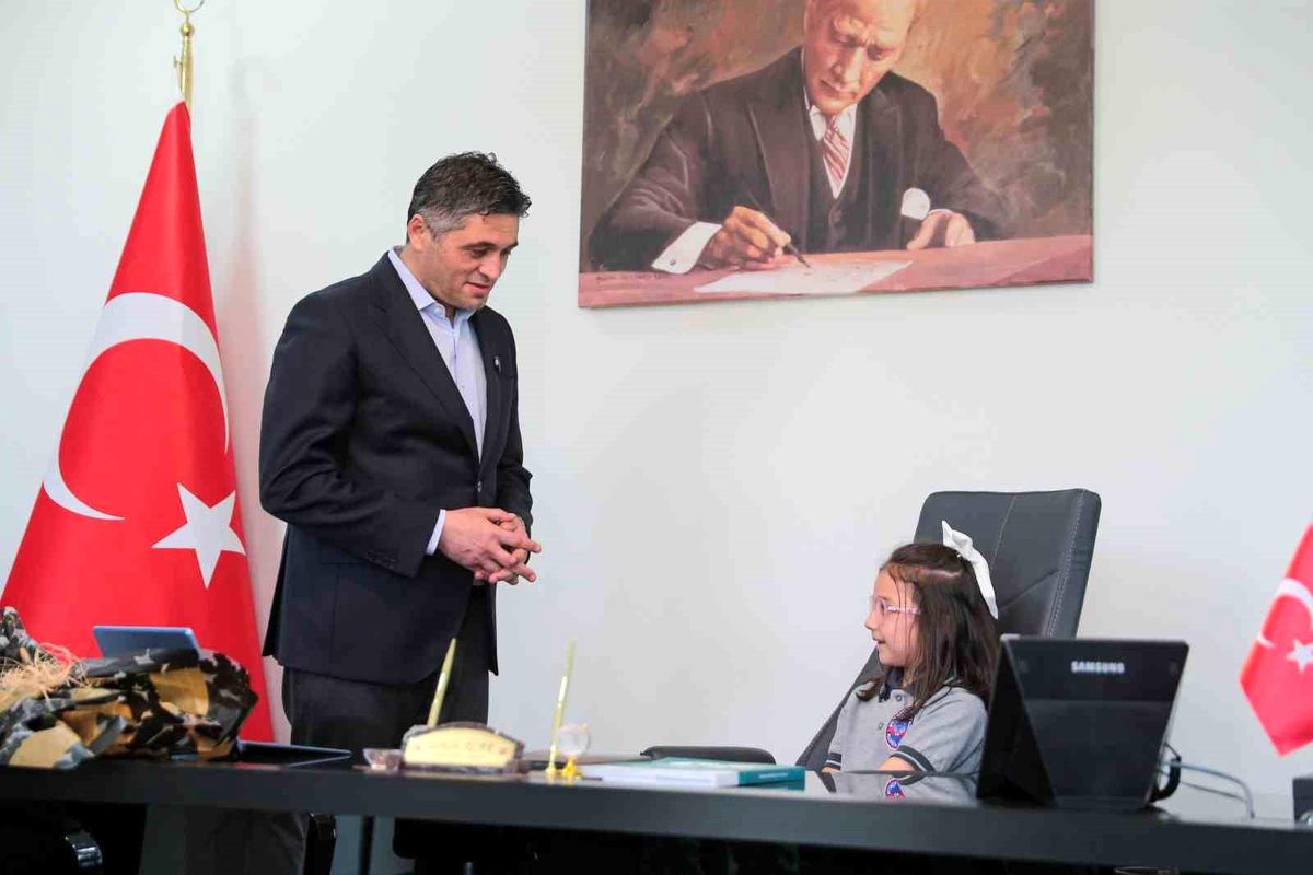 Başkan Acar 23 Nisan\'da koltuğunu devretti