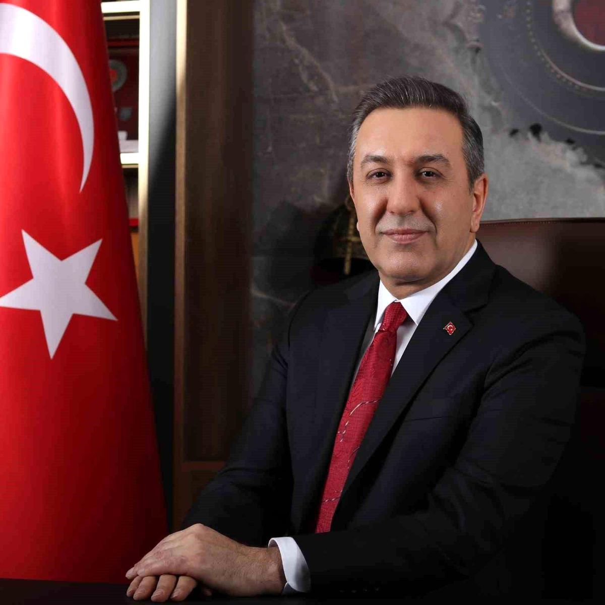 Başkan Dere çocukların bayramını kutladı