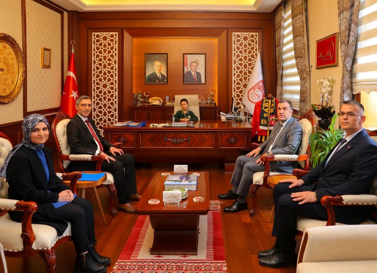 Bayburt\'ta 23 Nisan Kutlaması