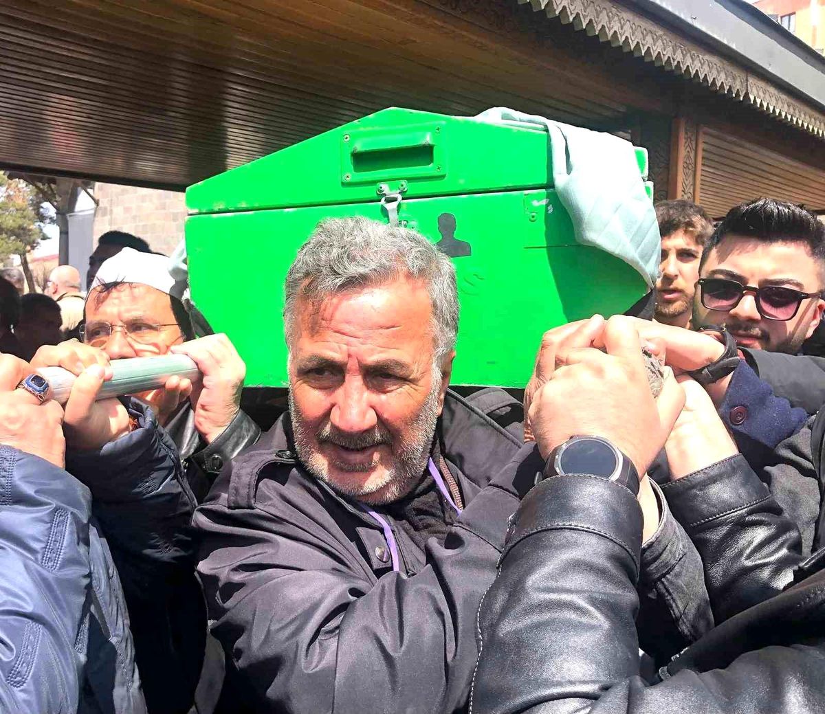 Gazeteci Vedat Refayeli\'nin acı günü