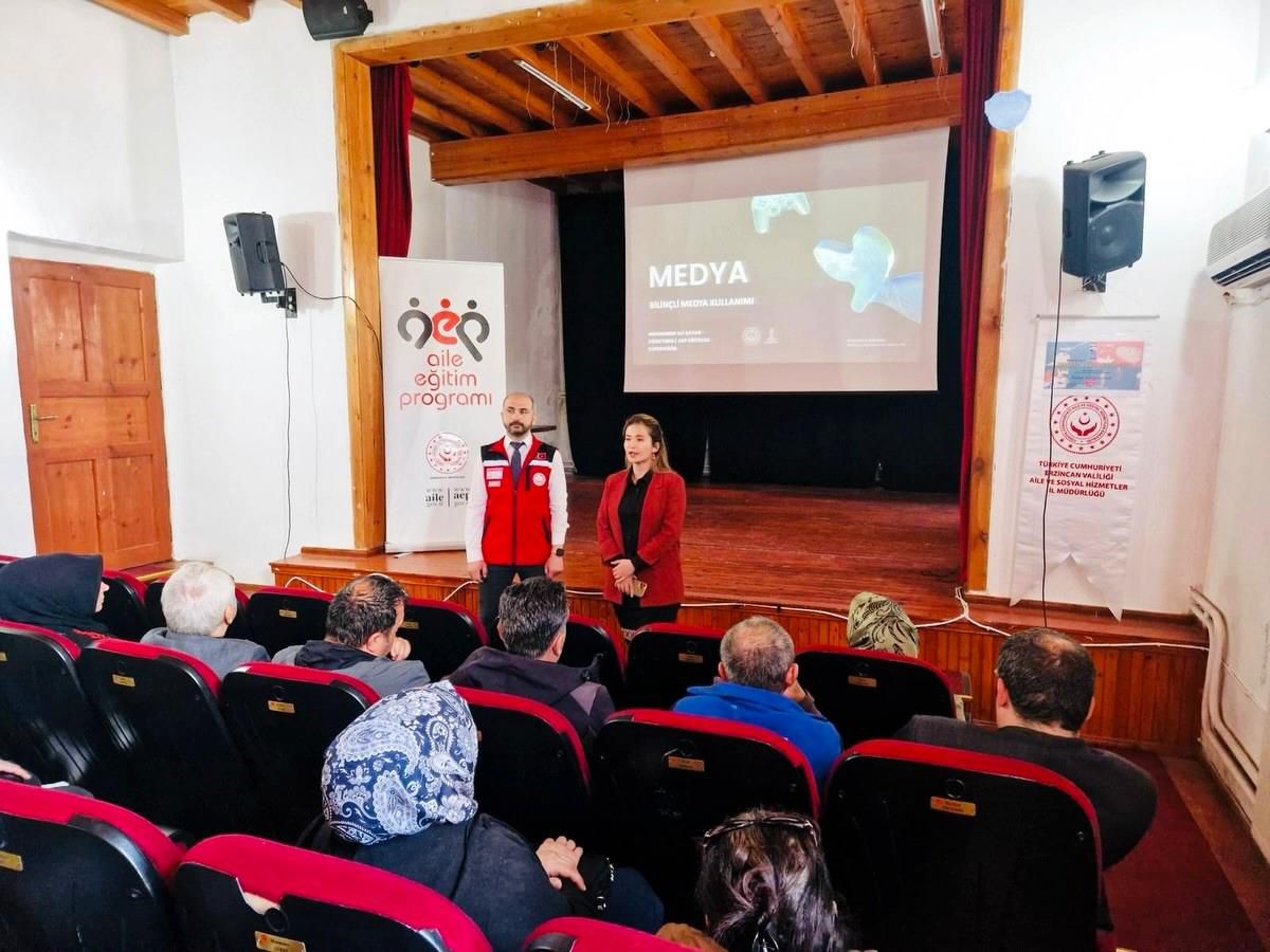 Kemaliye\'de Bilinçli Medya Konferansı