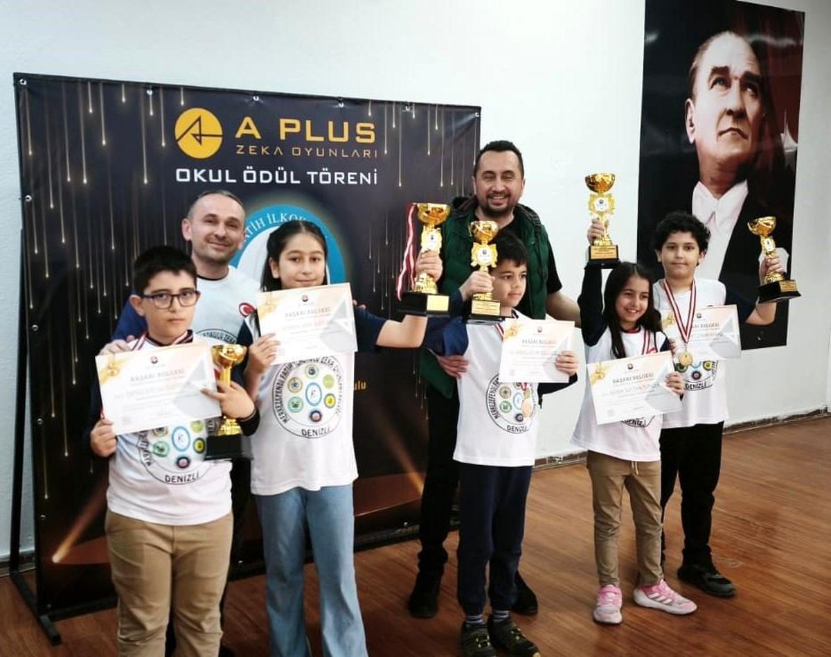 Fatih İlkokulu, Türkiye Zeka Oyunları\'nda Şampiyon Oldu