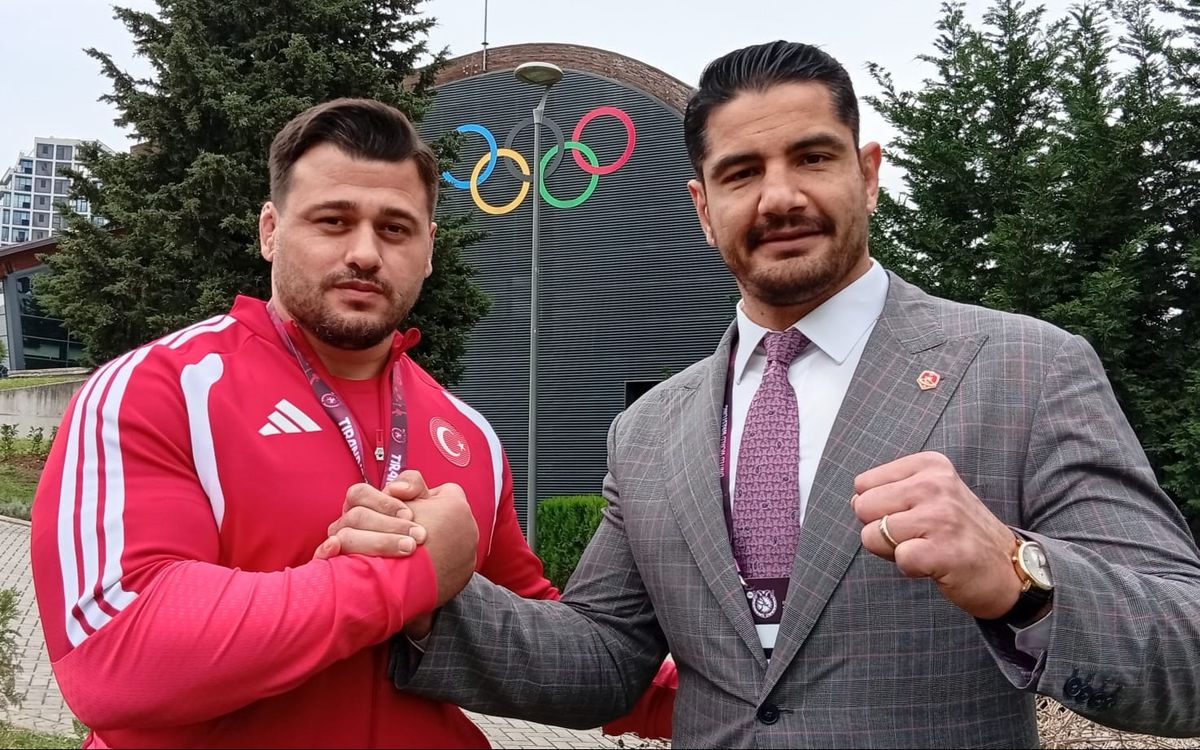 Rıza Kayaalp'tan Tarihi Şampiyonluk