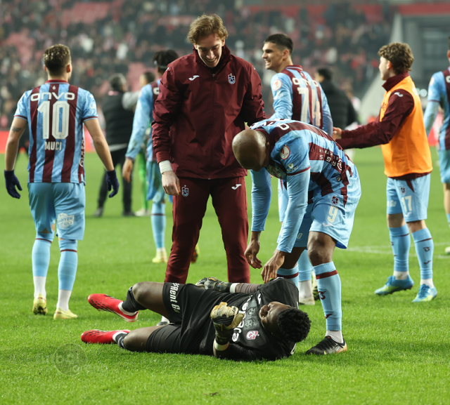Samsunspor'u penaltılarda yenen Trabzonspor yarı finale yükseldi