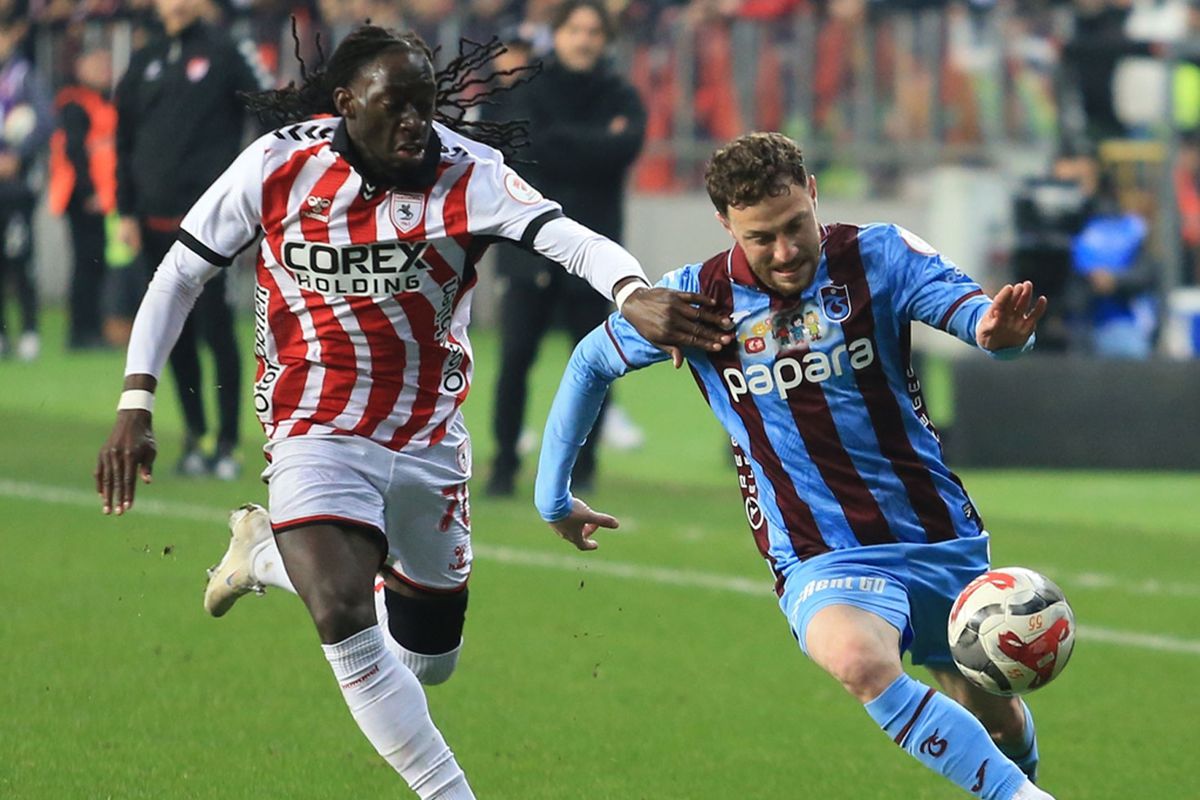 Samsunspor\'u penaltılarda yenen Trabzonspor yarı finale yükseldi