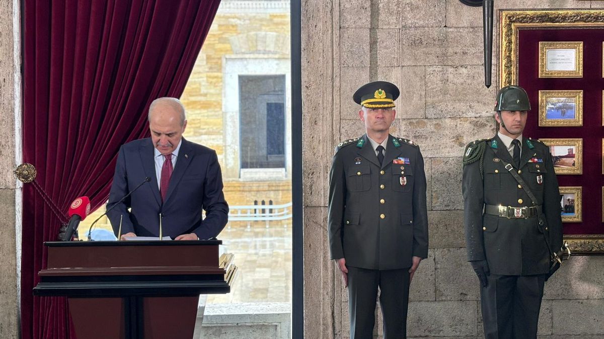 TBMM Başkanı Kurtulmuş ve devlet erkanından Anıtkabir\'e ziyaret