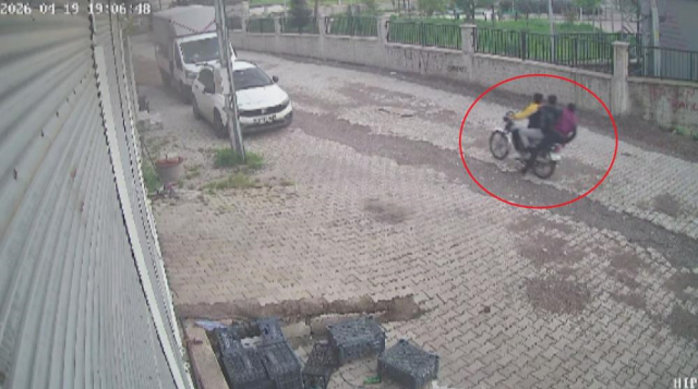 Yine okul çevresi, yine silah! Defalarca ateş açtılar