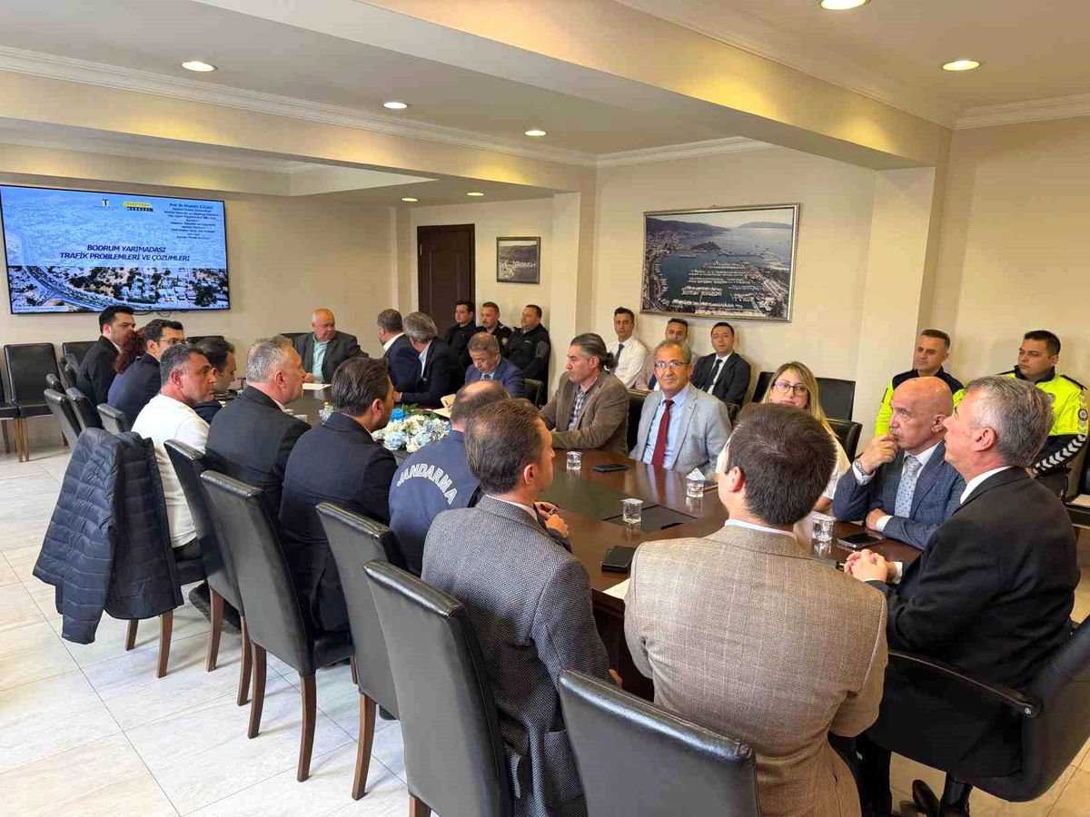 Bodrum\'daki ulaşım sorunu masaya yatırıldı