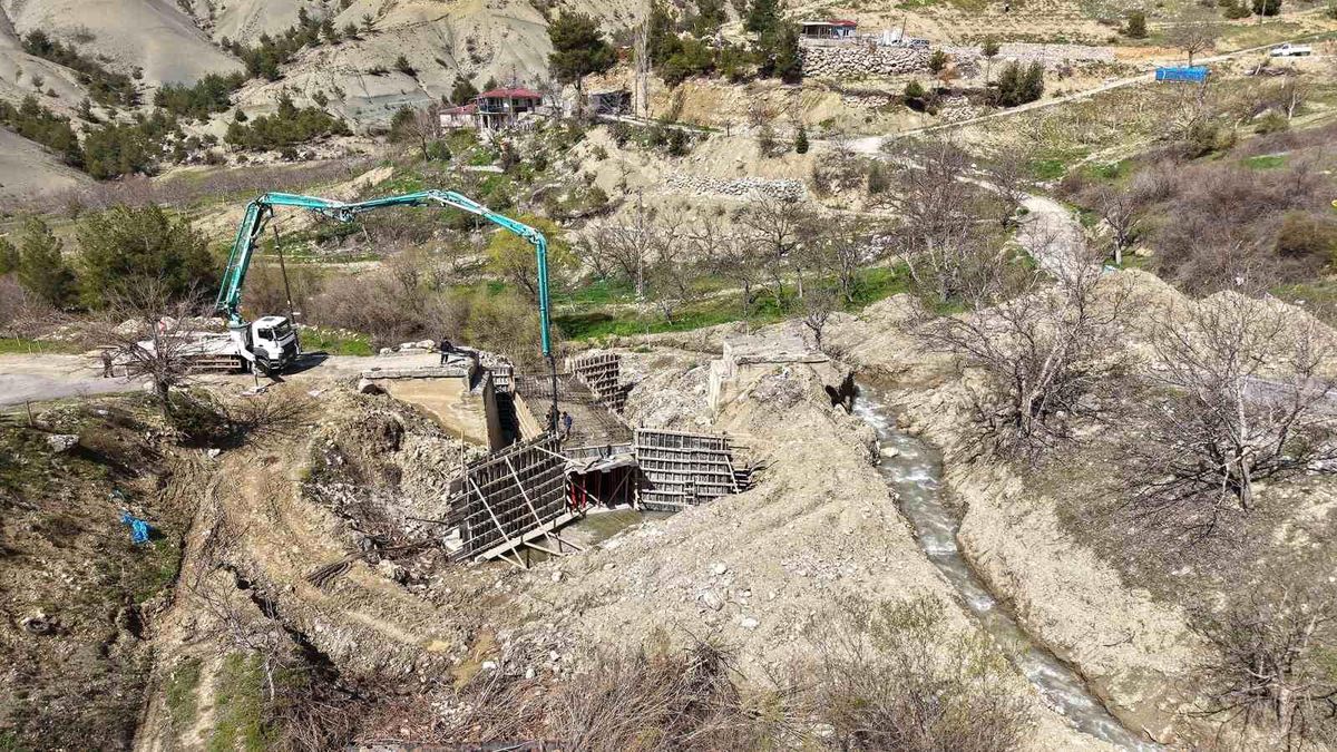 Büyükşehir\'den Bertiz\'in ulaşımını iyileştirecek köprü yatırımı