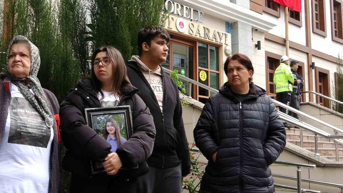 CHP\'li Görele eski Belediye Başkanı Hasbi Dede\'nin taciz davasında duruşma 30 Nisan\'a ertelendi