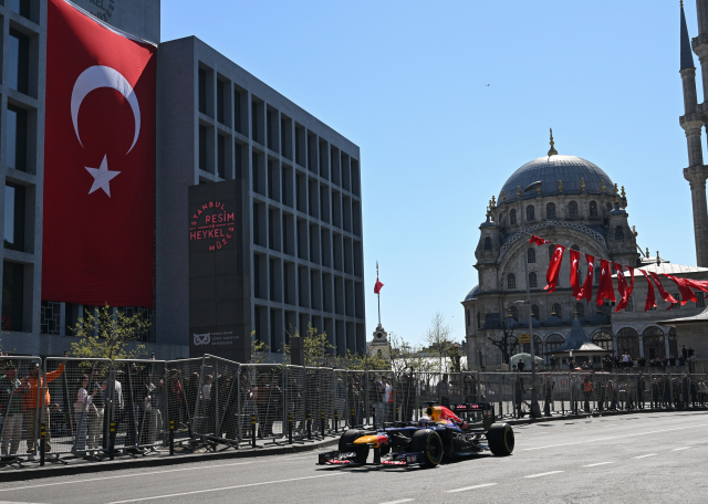 Cumhurbaşkanı Erdoğan: 2027'de Formula 1'e dönüyoruz