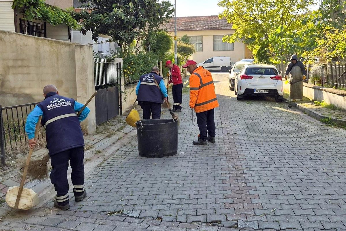Efeler Belediyesi ekipleri kent genelinde çalışmalarını sürdürüyor