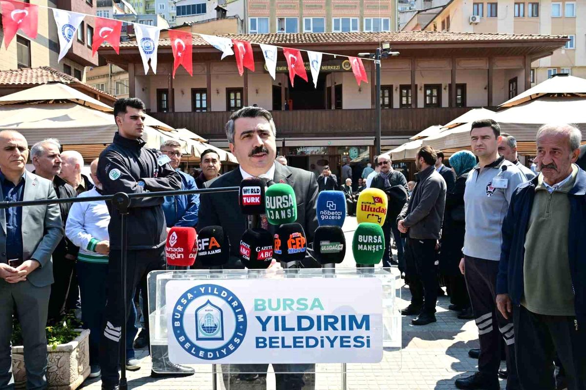 Emir Buhari yenilenen yüzüyle hizmete açıldı