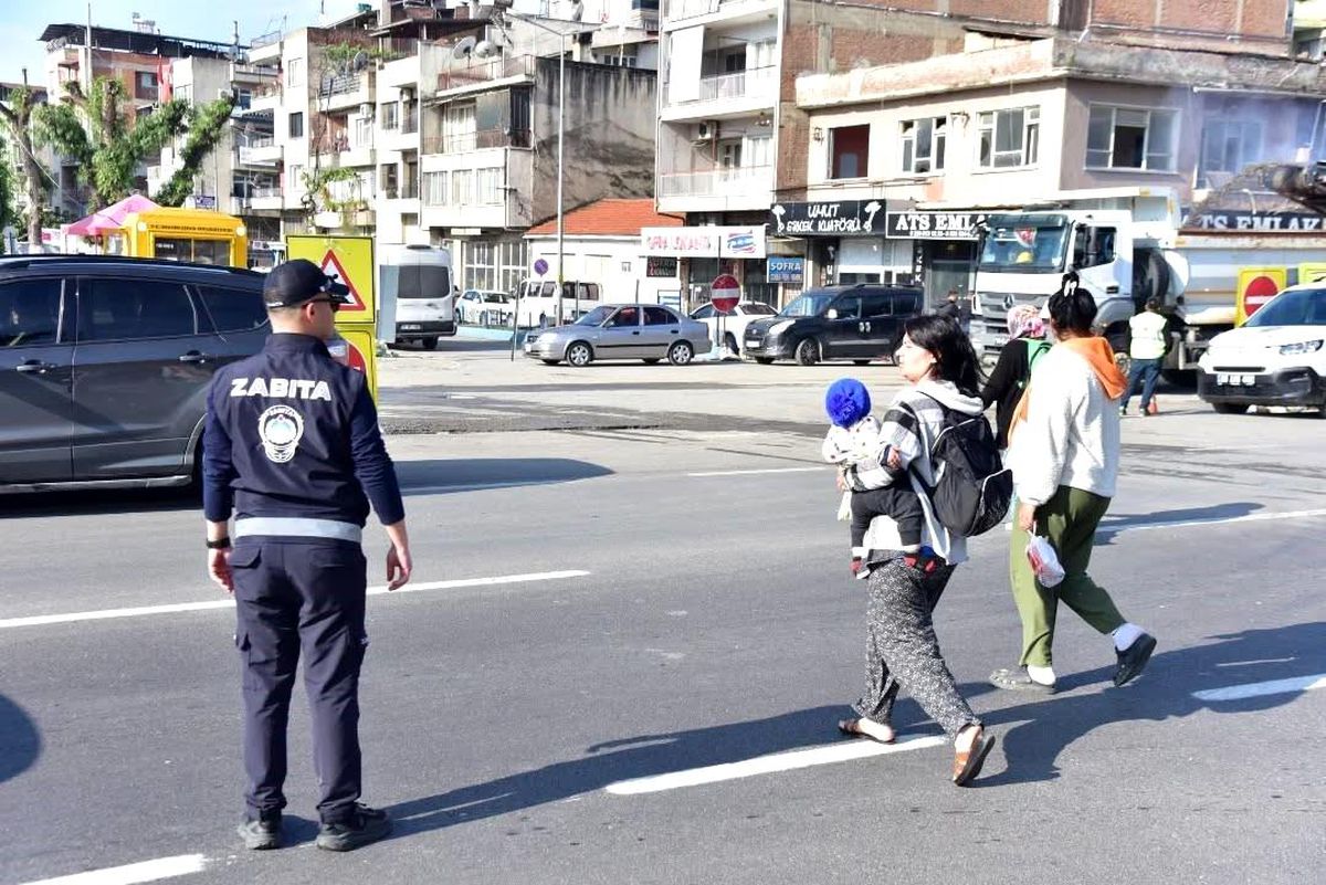 İncirliova\'da zabıta ekipleri vatandaşlar için sahada