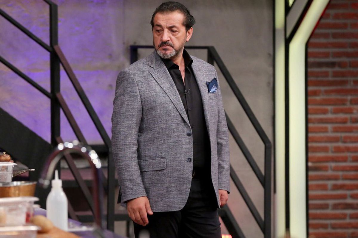 Mehmet Şef\'in oğlu siyasete girdi: İşte rozetini taktığı parti