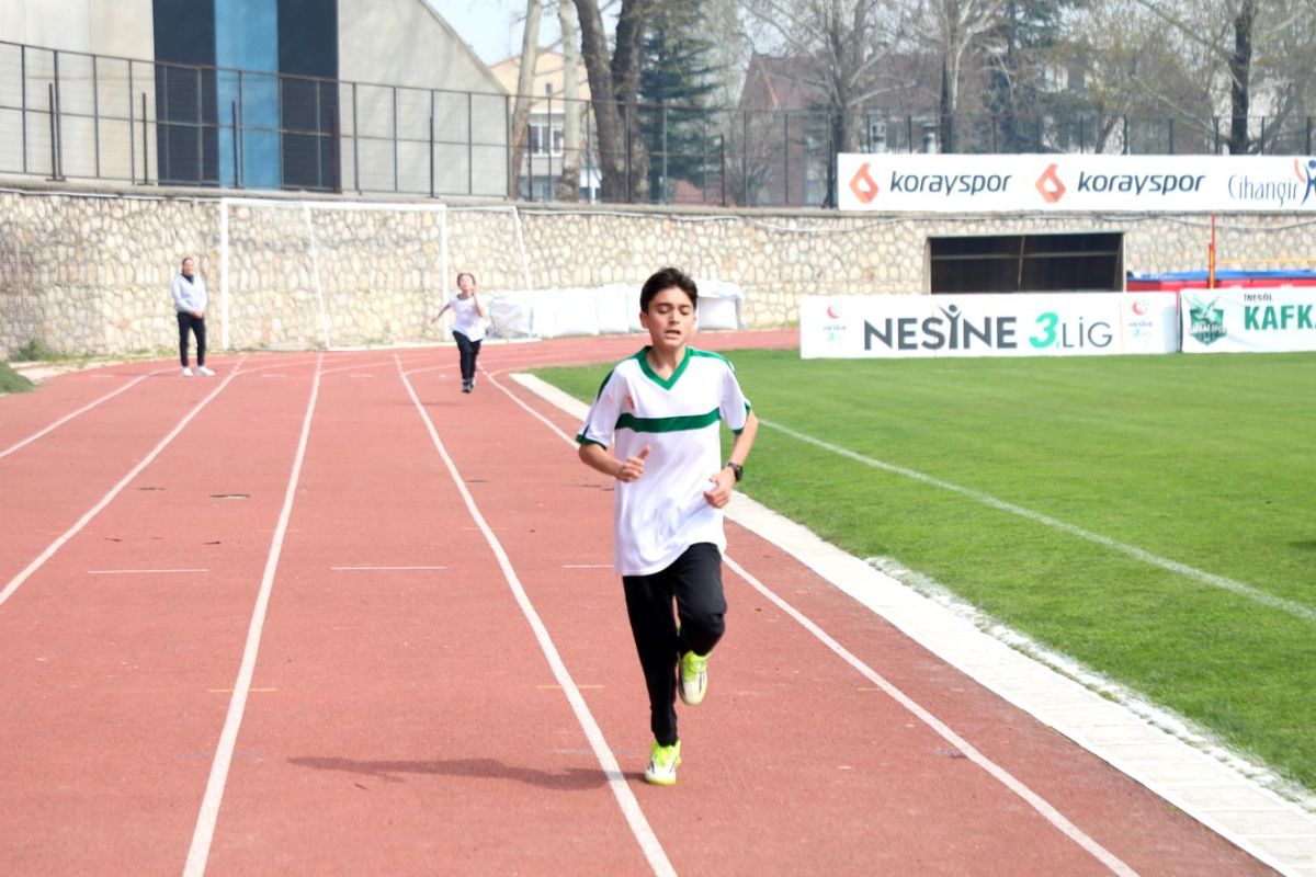 Puanlı atletizmde kupalar sahiplerini buldu