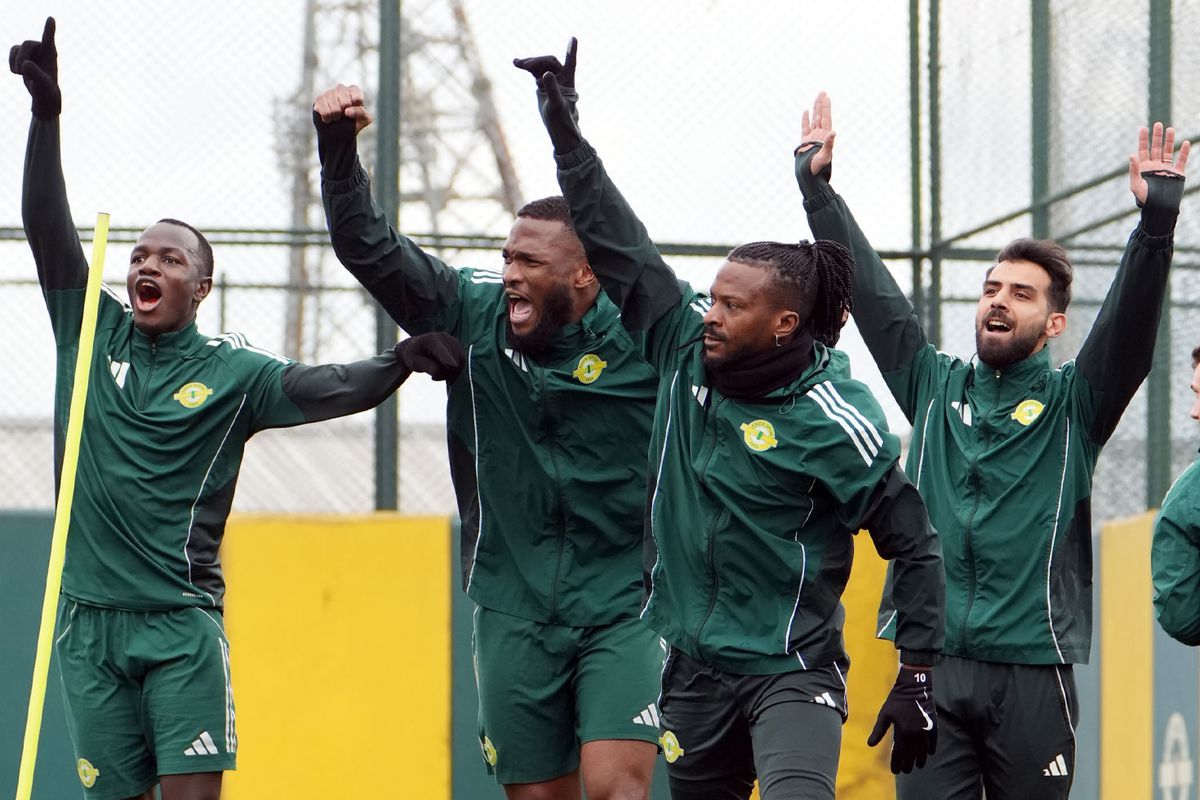 Esenler Erokspor, Süper Lig için kazanıp Amedspor\'un puan kaybını bekleyecek