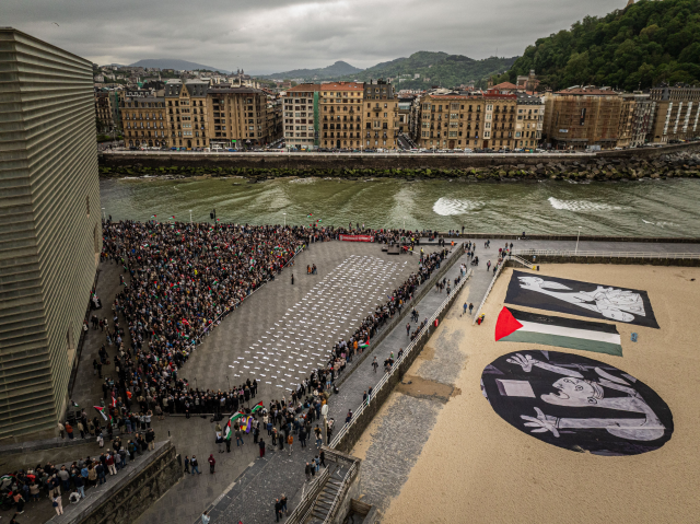 İspanya'da binlerce kişi Filistin için toplandı, “Soykırıma ve savaşa hayır” dedi