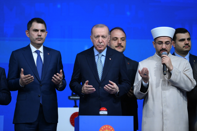 İstanbul'da 100 bin TOKİ konutu sahibini buluyor! Cumhurbaşkanı Erdoğan: İstanbul bizim göz bebeğimiz