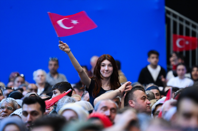 İstanbul'da 100 bin TOKİ konutu sahibini buluyor! Cumhurbaşkanı Erdoğan: İstanbul bizim göz bebeğimiz