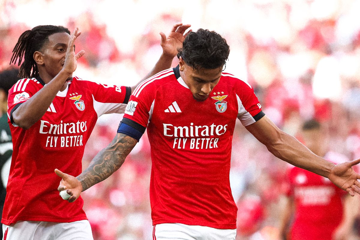 Mourinholu Benfica, şampiyonluk umutlarını 4 golle sürdürdü