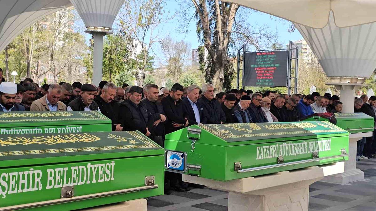 Silahlı kavgada hayatını kaybeden adam toprağa verildi