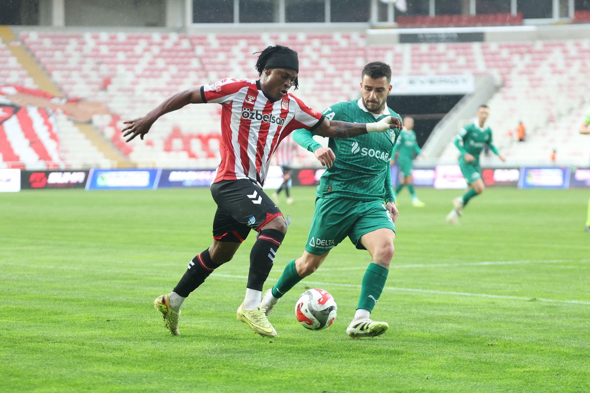 Sivasspor 2-1 Iğdır FK\'yi Geçti