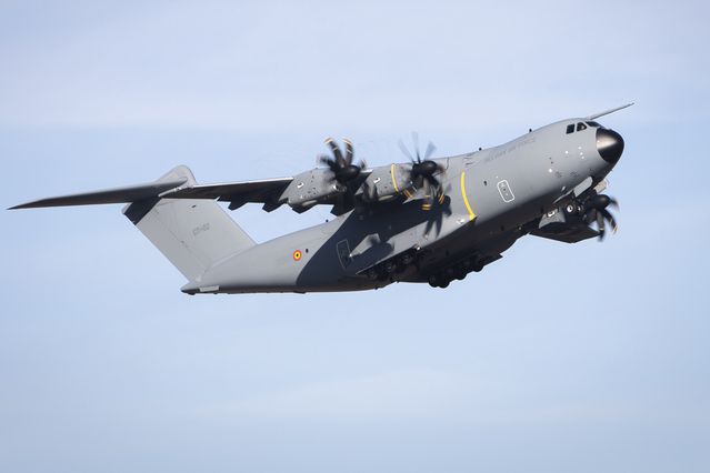 Belçika’ya ait askeri uçağa Haiti’de ateş açıldı