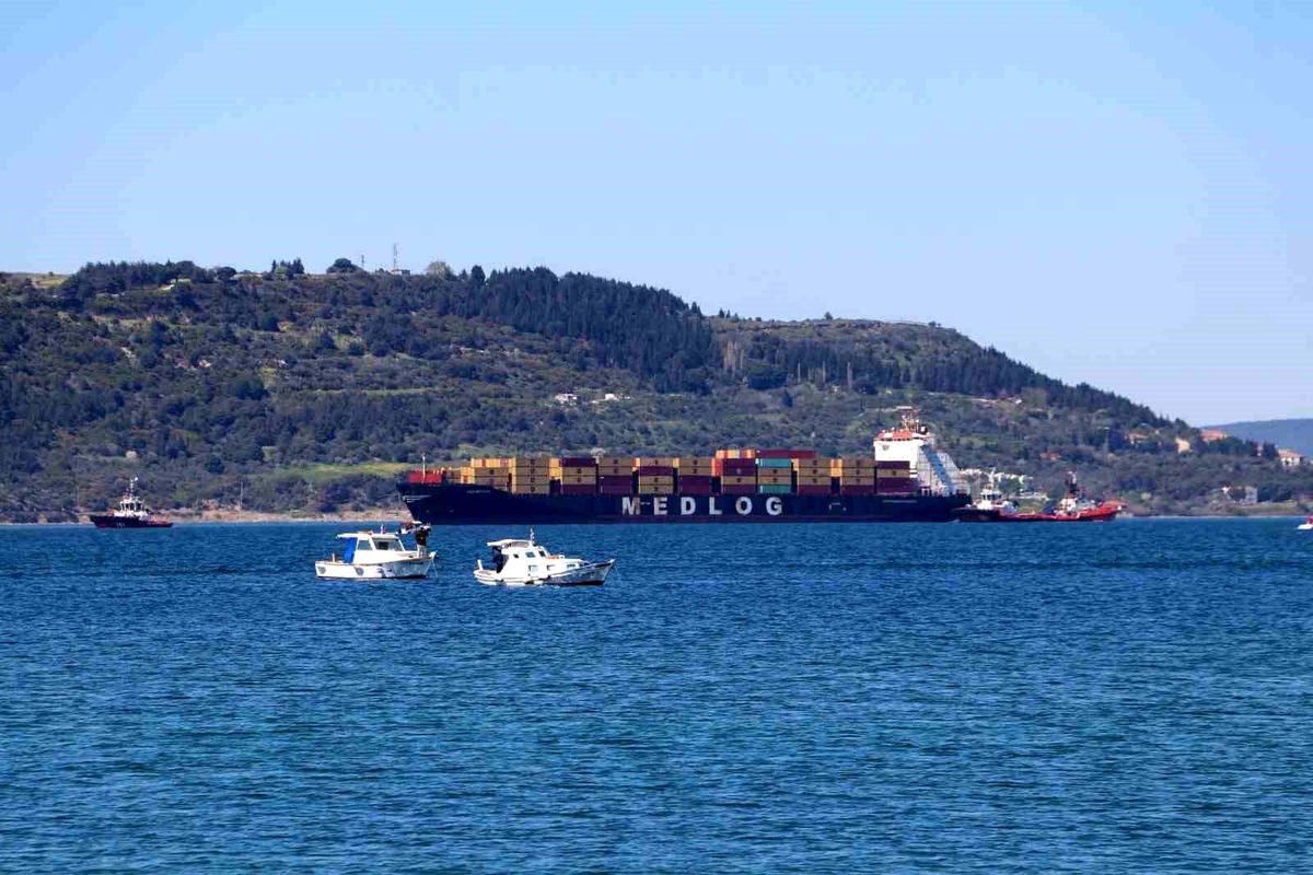 Çanakkale Boğazı\'nda Gemi Arızası
