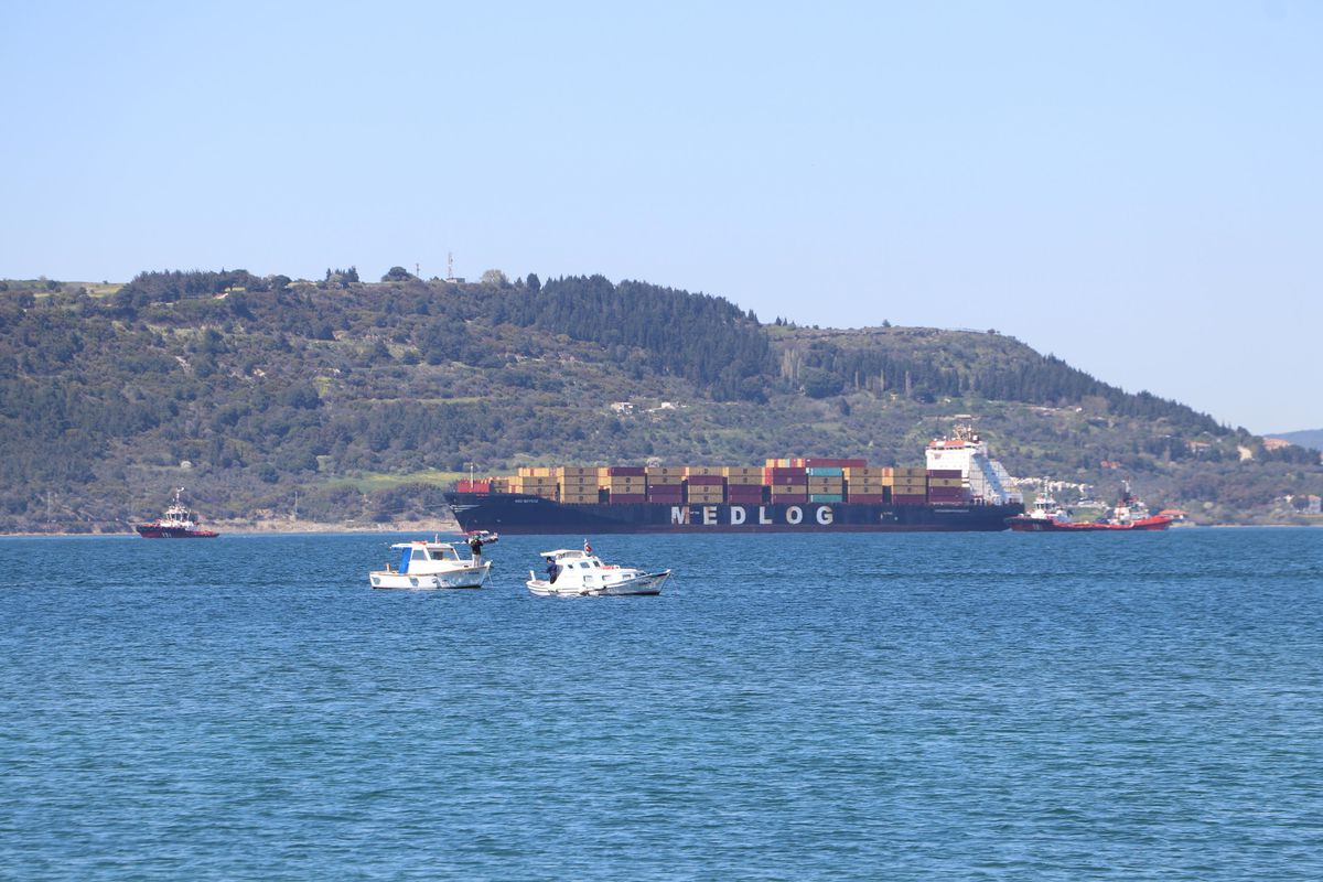 Çanakkale Boğazı\'nda Gemi Arızası