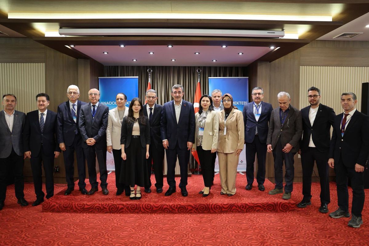 Cevdet Yılmaz: Ahlak ve Bilim El Ele
