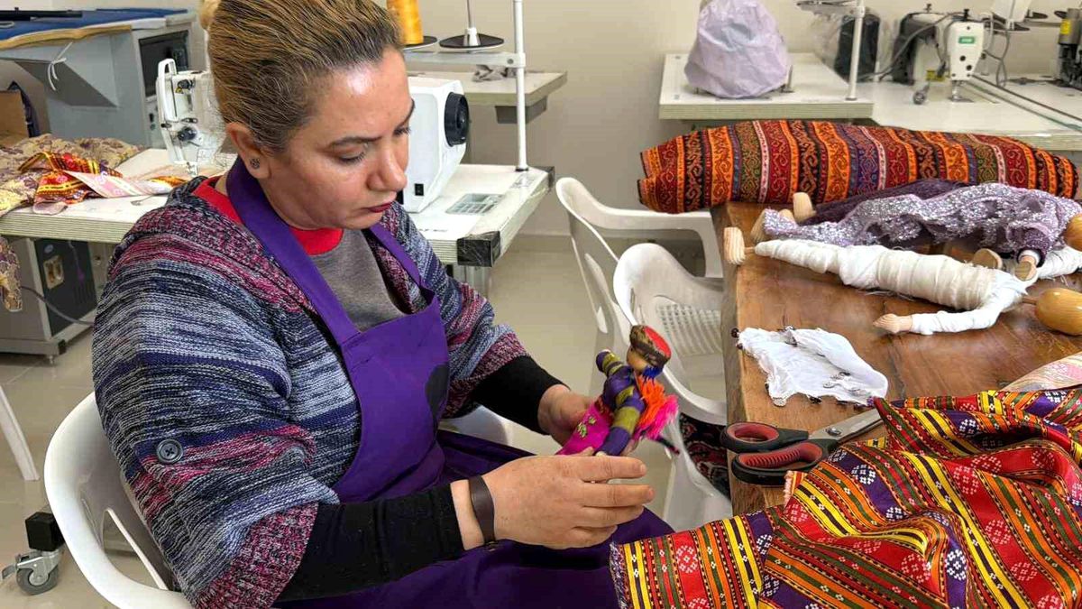 Adıyaman\'da Kadınlar Geleneksel Sanatlara Döndü