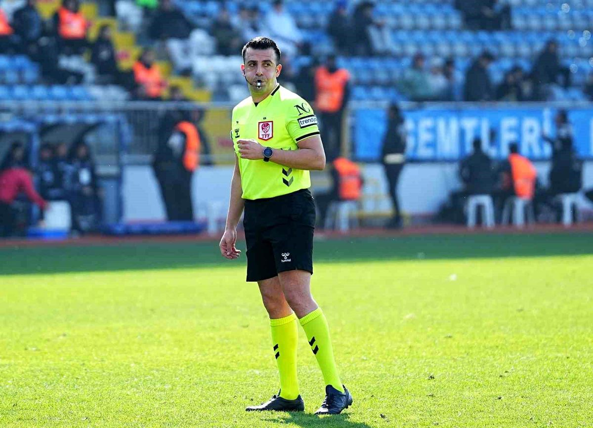 Galatasaray-Fenerbahçe Derbisi için VAR Hakemi Belli Oldu