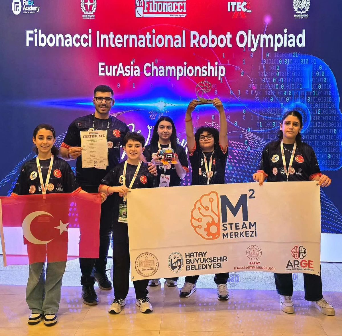 Hataylı öğrenciler Avrasya şampiyonu oldu